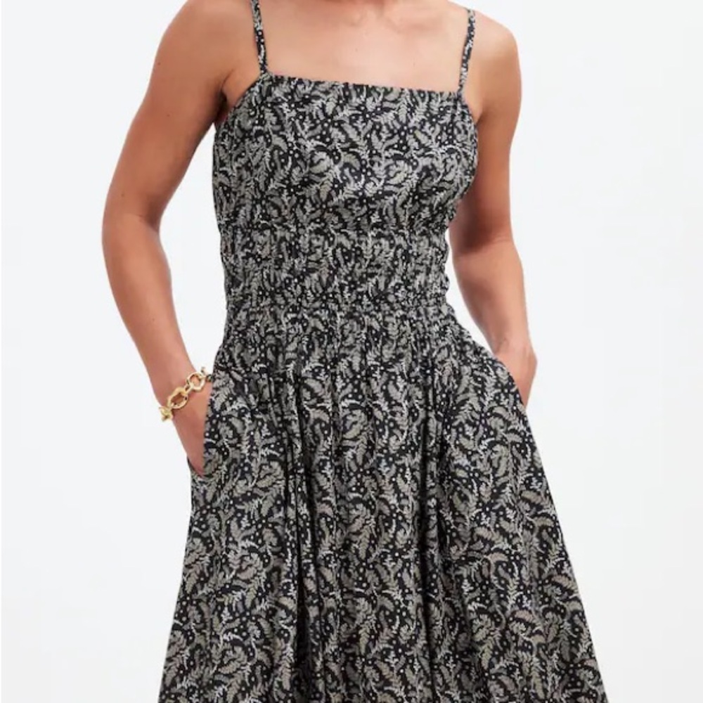 Will accept any offer - Madewell Sleeveless Bubble-Hem Midi Dress in Floral